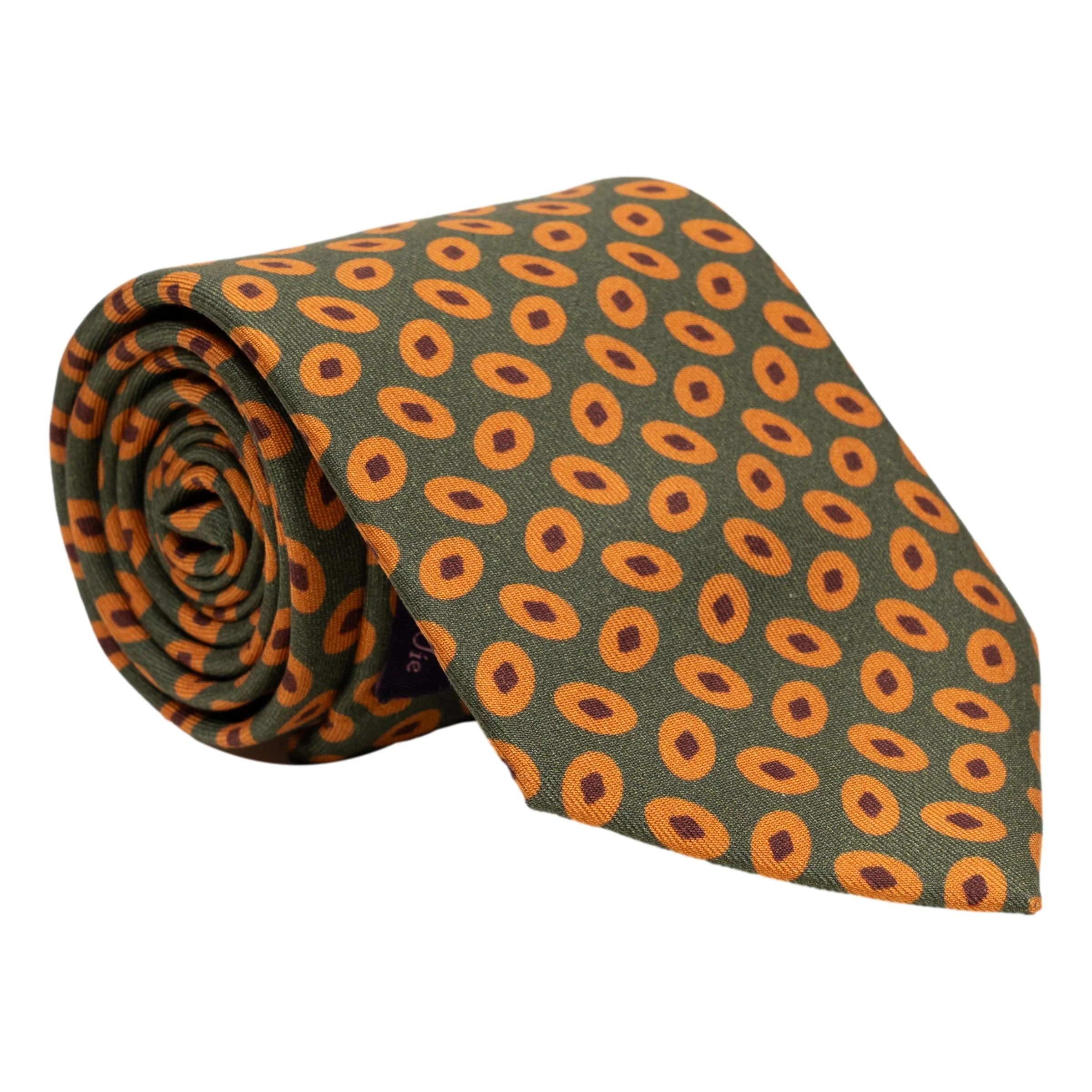 Oval with Diamond Pattern Silk Tie - Image 4